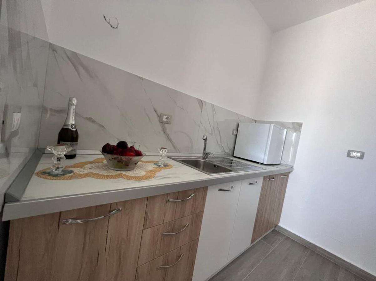 Fiori Rooms Vlorë Eksteriør bilde