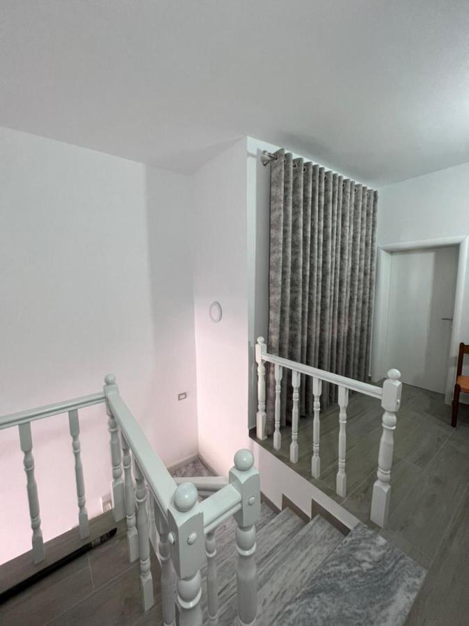 Fiori Rooms Vlorë Eksteriør bilde